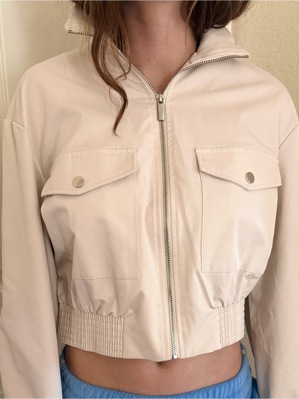 Women’s Lightweight Zip-Front Cropped Jacket - Cream